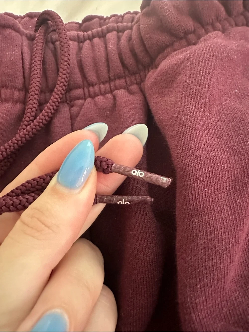 ALO Yoga soft plum